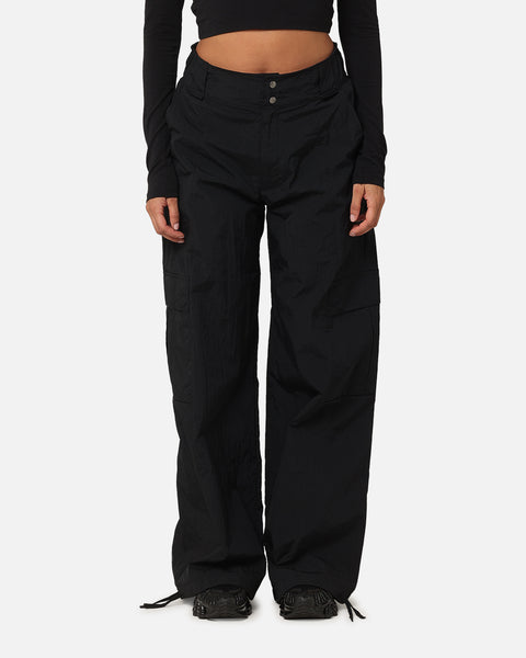nike women's woven cargo pants