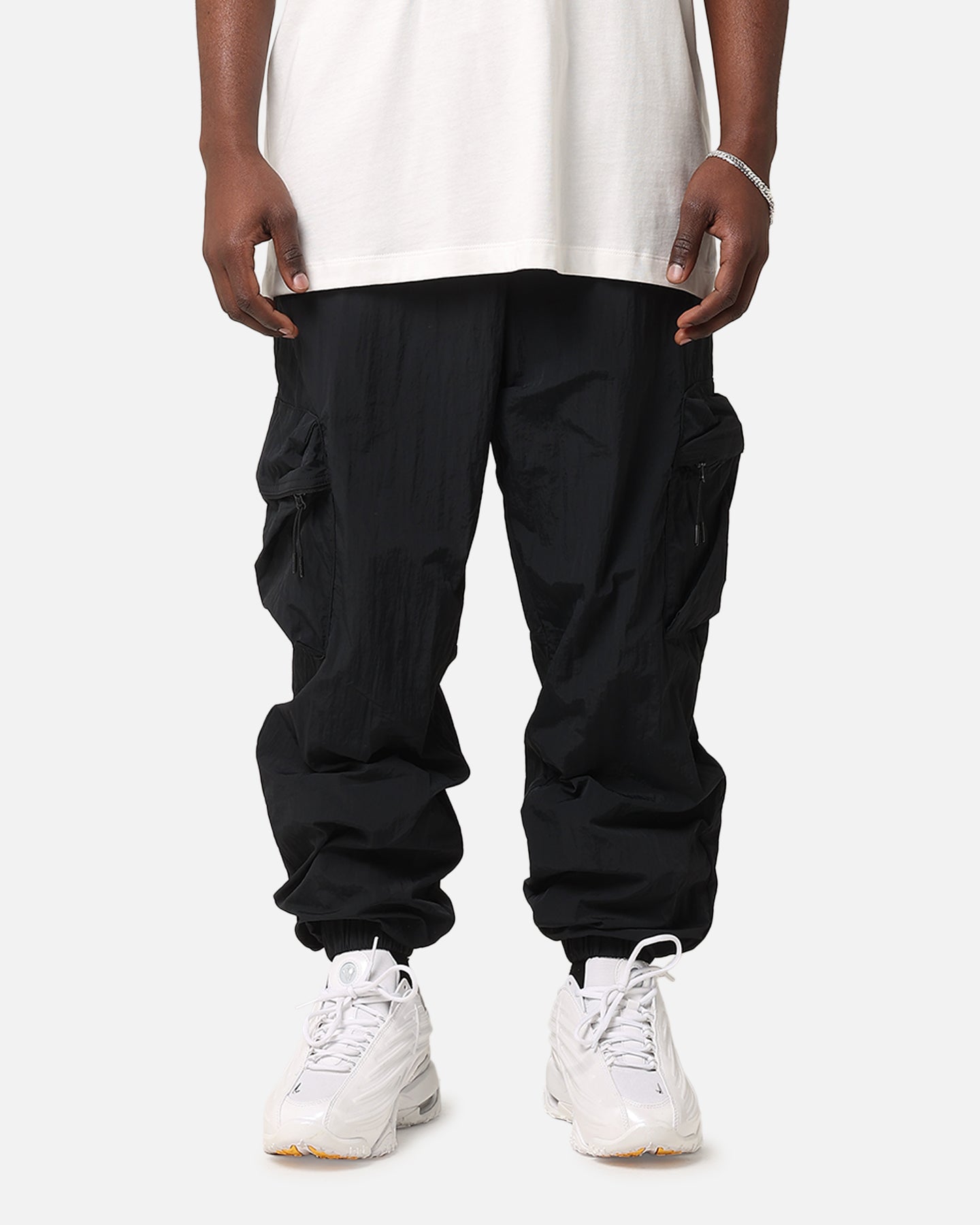 Nike Tech Woven Cargo Pants Black/Black | Culture Kings