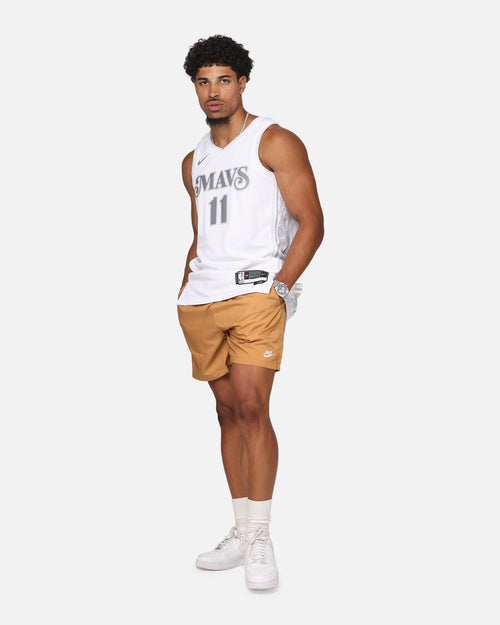 Nike Club Flow Shorts Flax