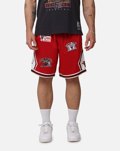 Mitchell & Ness Chicago Bulls 'UNC To Chicago' Champions Shorts Red