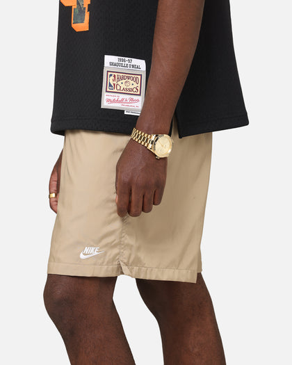Nike Club Flow Shorts Beige/White
