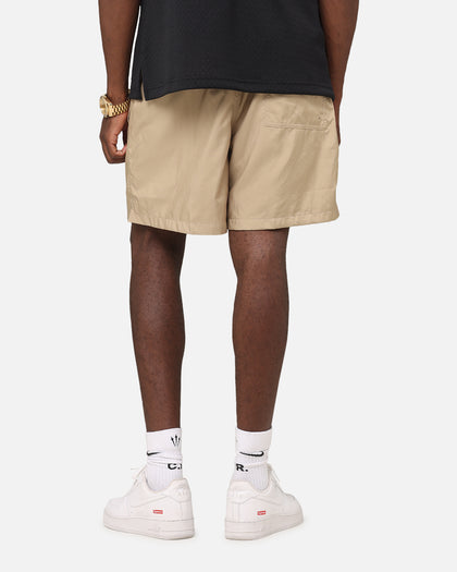 Nike Club Flow Shorts Beige/White