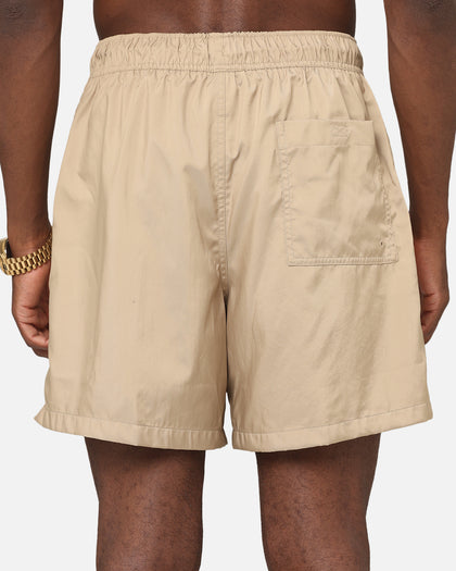 Nike Club Flow Shorts Beige/White