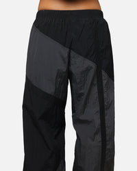 Nike Women's Sportswear Mid-Rise Street Woven Open-Hem Pants Anthracite/Black