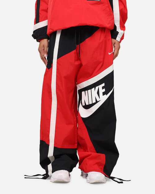 Nike Women's Sportswear Mid-Rise Street Woven Open-Hem Pants University Red/Black/Sail