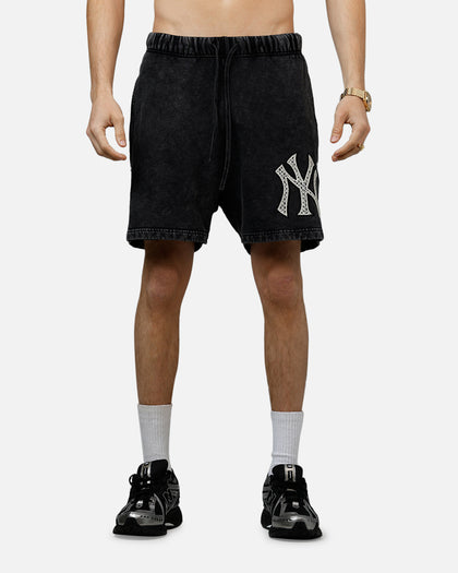 Pro Standard New York Yankees Raffia Shorts Black Acidwash