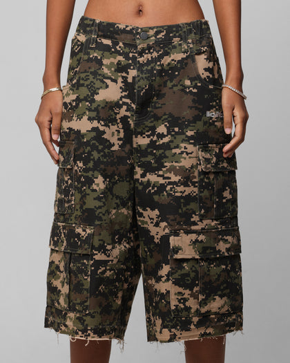 Loiter 3 Quarter Pants Digi Camo