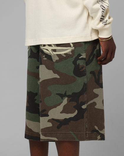 Loiter 3 Quarter Shorts Woodland Camo