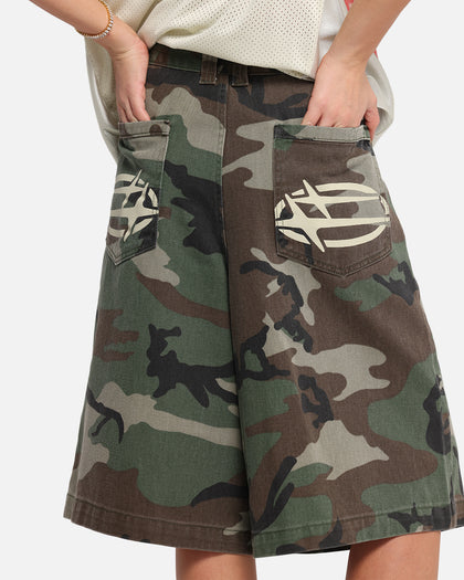 Loiter 3 Quarter Shorts Woodland Camo