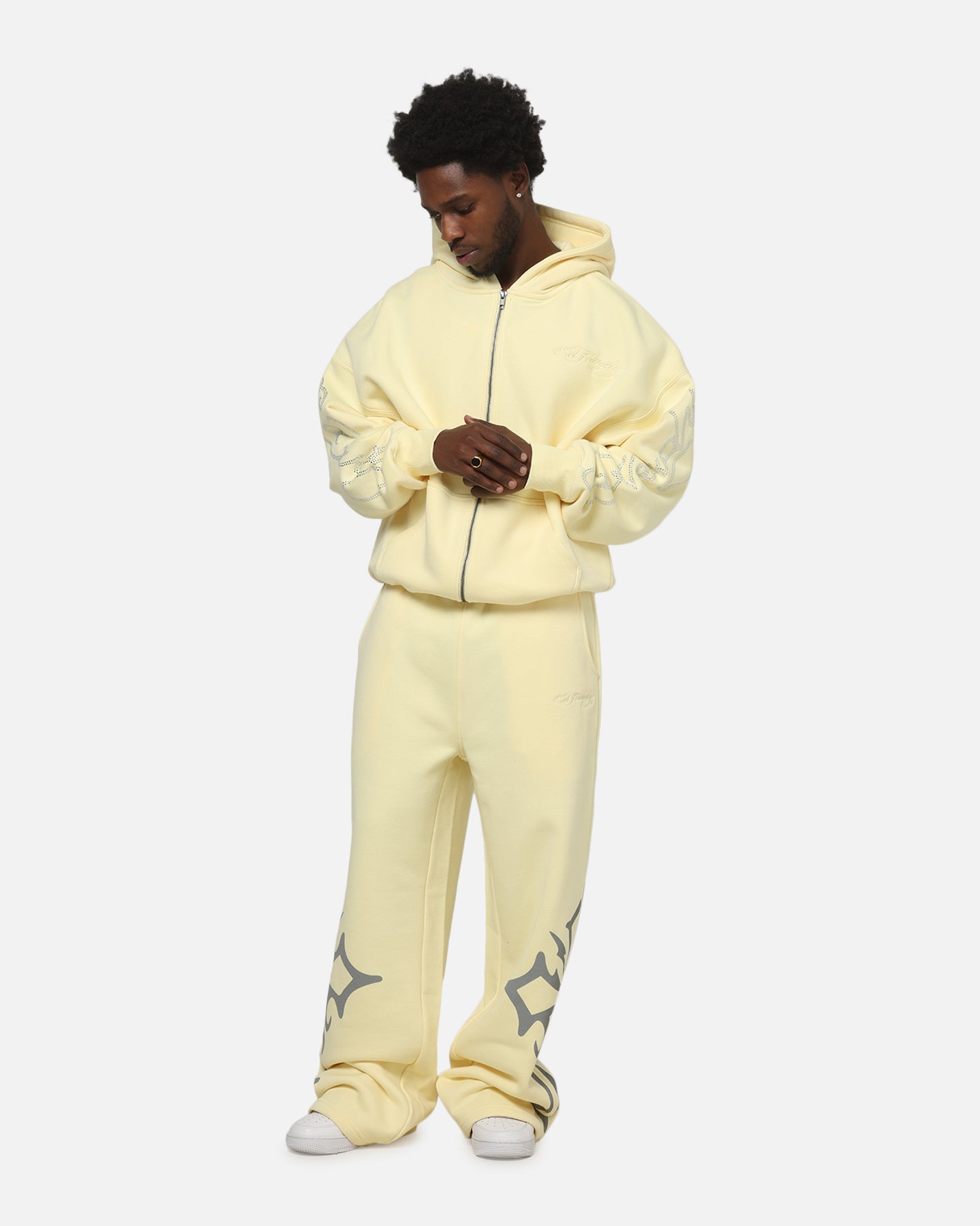 Ed Hardy Trinity Sweatpants Butter Yellow | Culture Kings