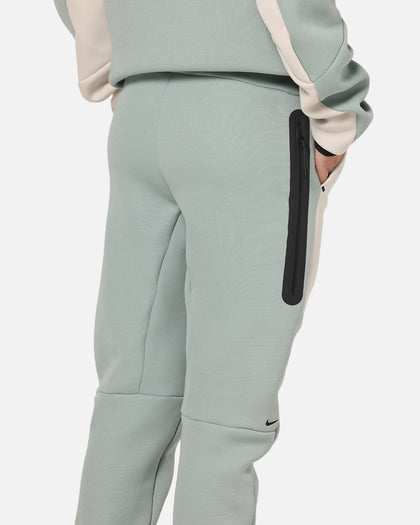 Nike Sportswear Tech Fleece Joggers Dusty Sage