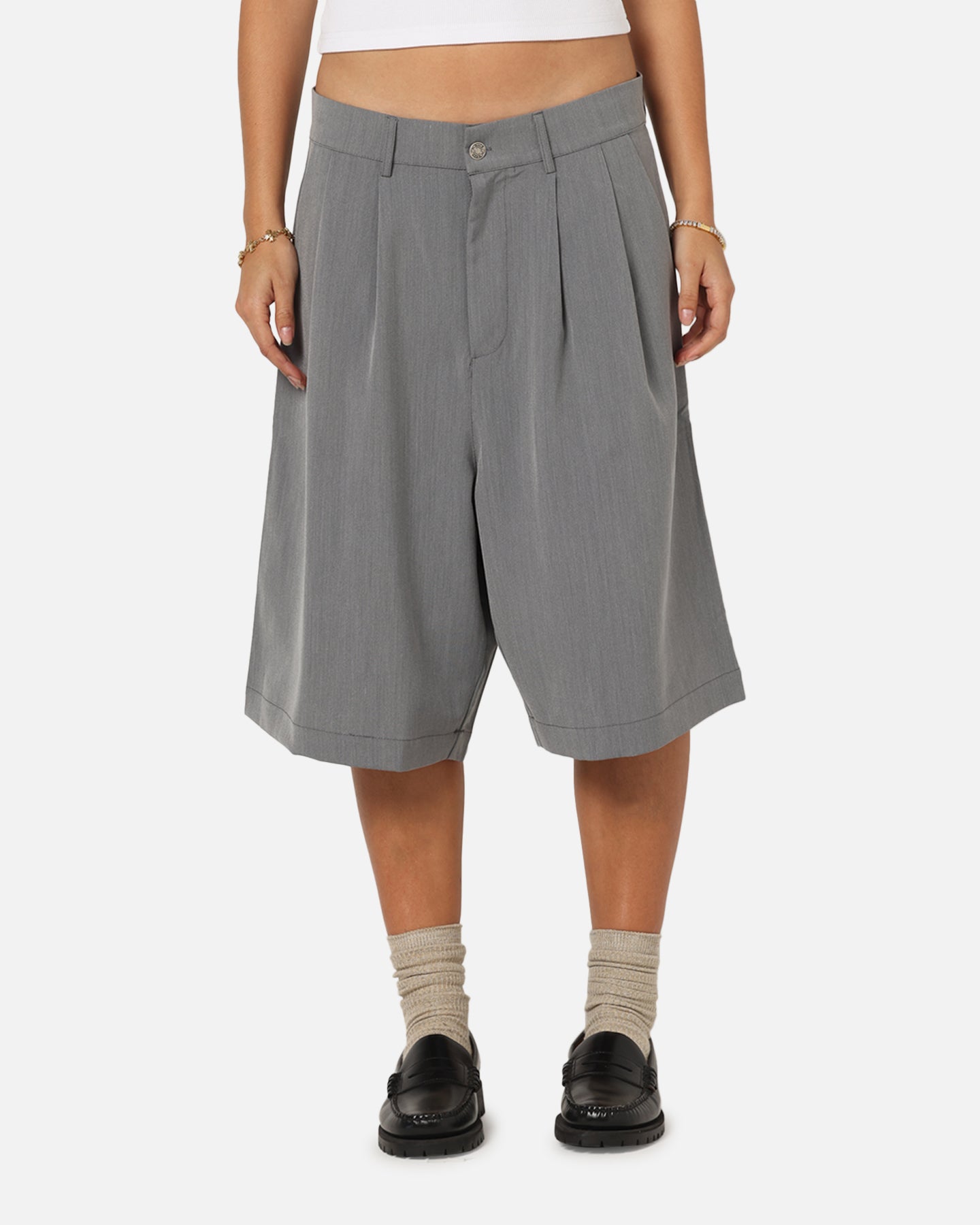 XXIII Baggy Pleated Shorts Grey | Culture Kings