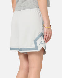 Jordan Women's Dri-FIT 4" Diamond Shorts Light Silver