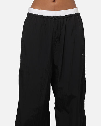Nike Women's Sportswear Loose High-Waisted Parachute Pants Black/Black/White