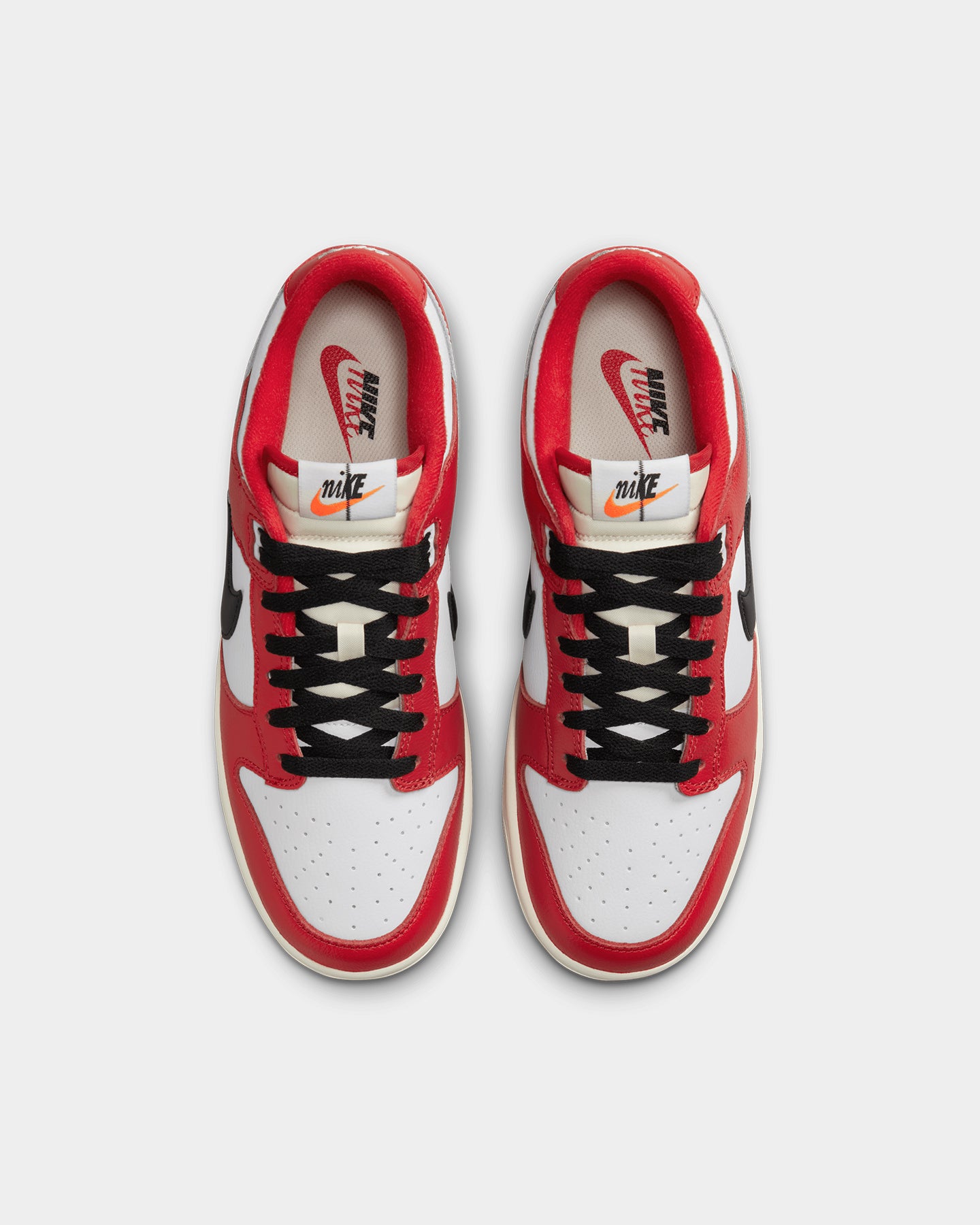Nike Dunk Low Retro PRM Chicago Split Nike Dunk Low Retro PRM Split \u201cChicago&frasl;University Red\u201d DZ2536-600