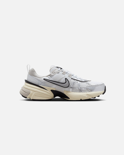 Nike Women's V2K Run Summit White/Metallic Silver