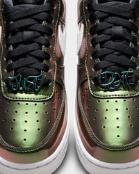 Nike Women's Air Force 1 '07 LV8 "Iridescent" Black/White