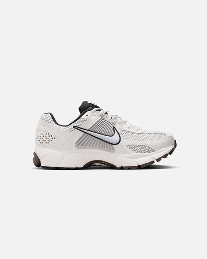Nike Women's Zoom Vomero 5 Phantom/Mtlc Pl