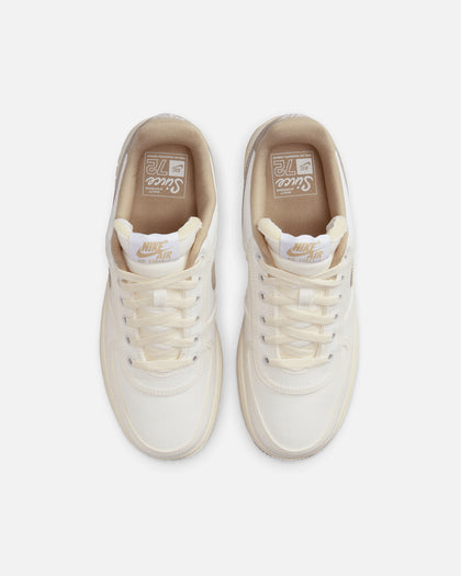 Nike Women's Air Force 1 '07 Sail/Limestone-Pale Vanilla
