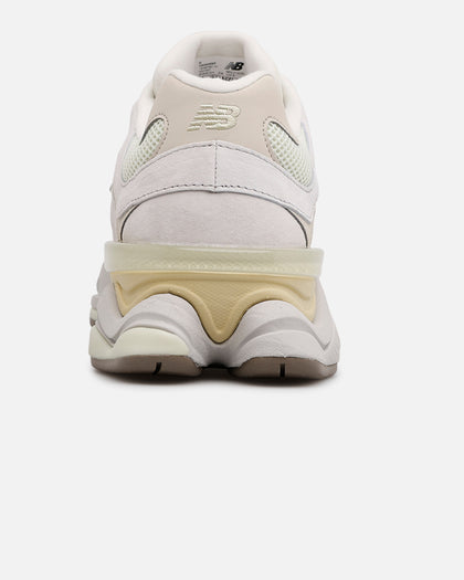 New Balance 9060 Mineral