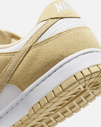 Nike Dunk Low Retro SE 'Team Gold Suede' White/Gold