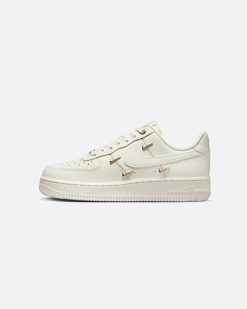 Nike Women's Air Force 1 '07 LX Sail/Sail