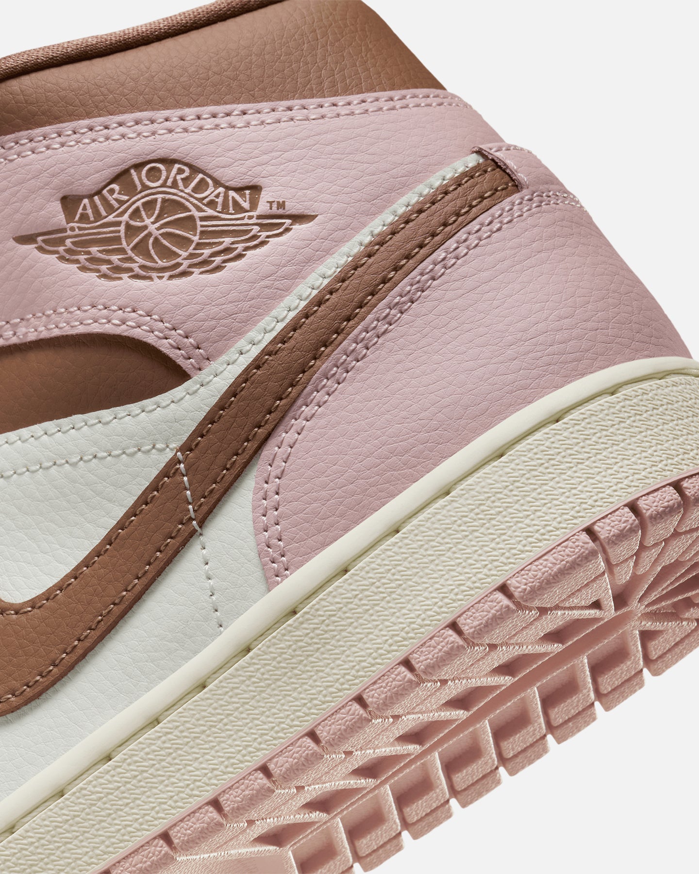 women's air jordan 1 mid culture kings