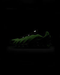 Nike Air Max DN8 "Green Strike" Black/Green