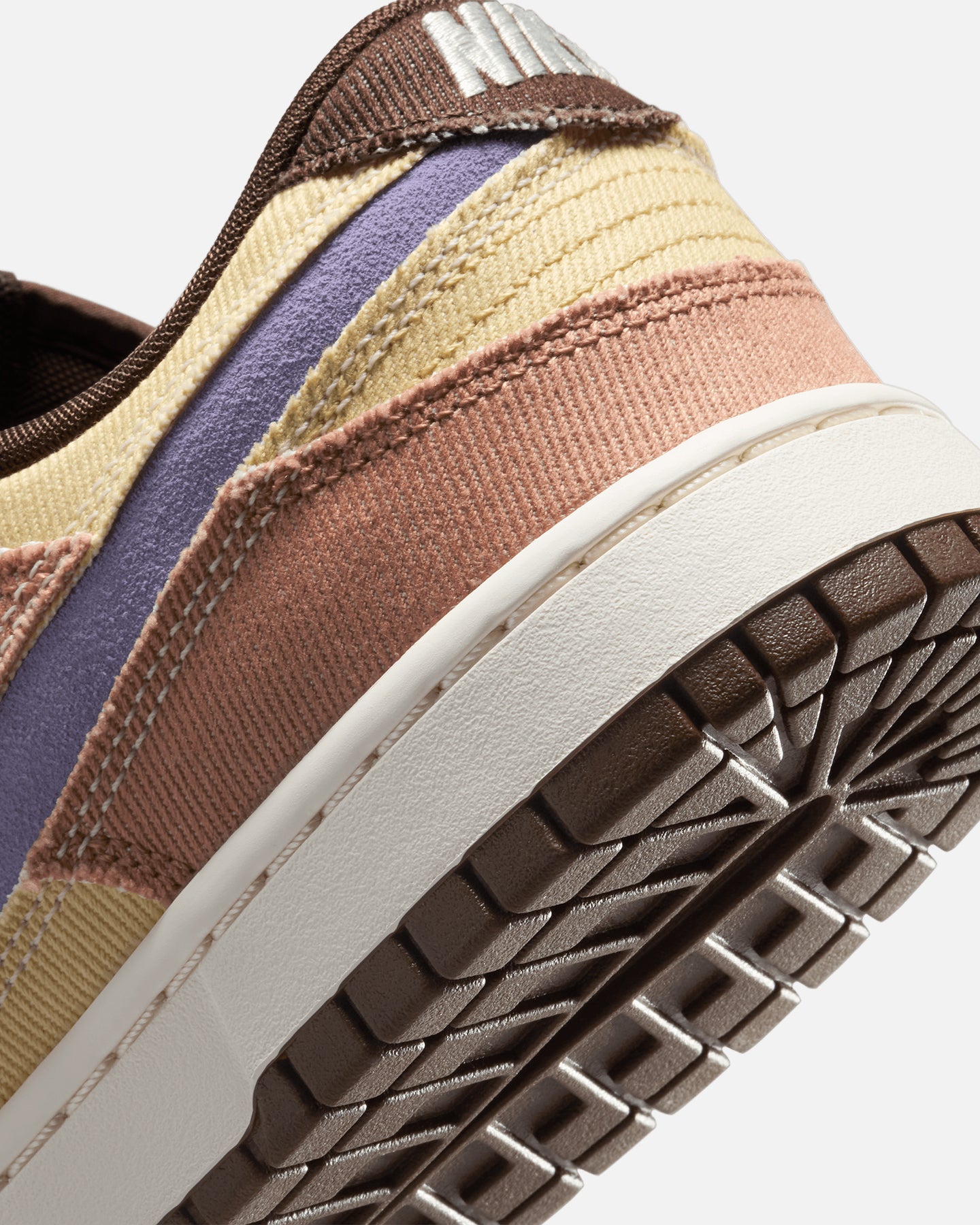 Nike Dunk Low Retro SE 