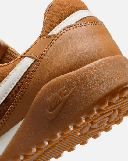 Nike Women's Terra Manta Flax