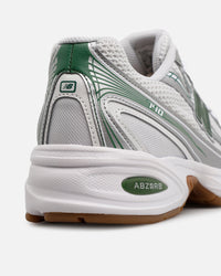 New Balance 740 Dark Green