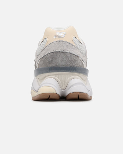 New Balance 9060 Light Grey