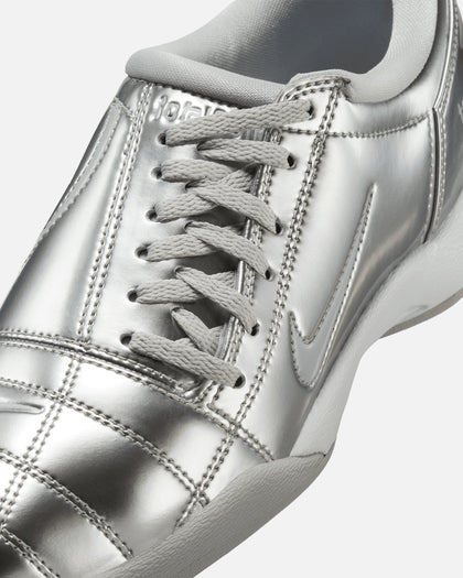 Nike Women's Total 90 Platinum