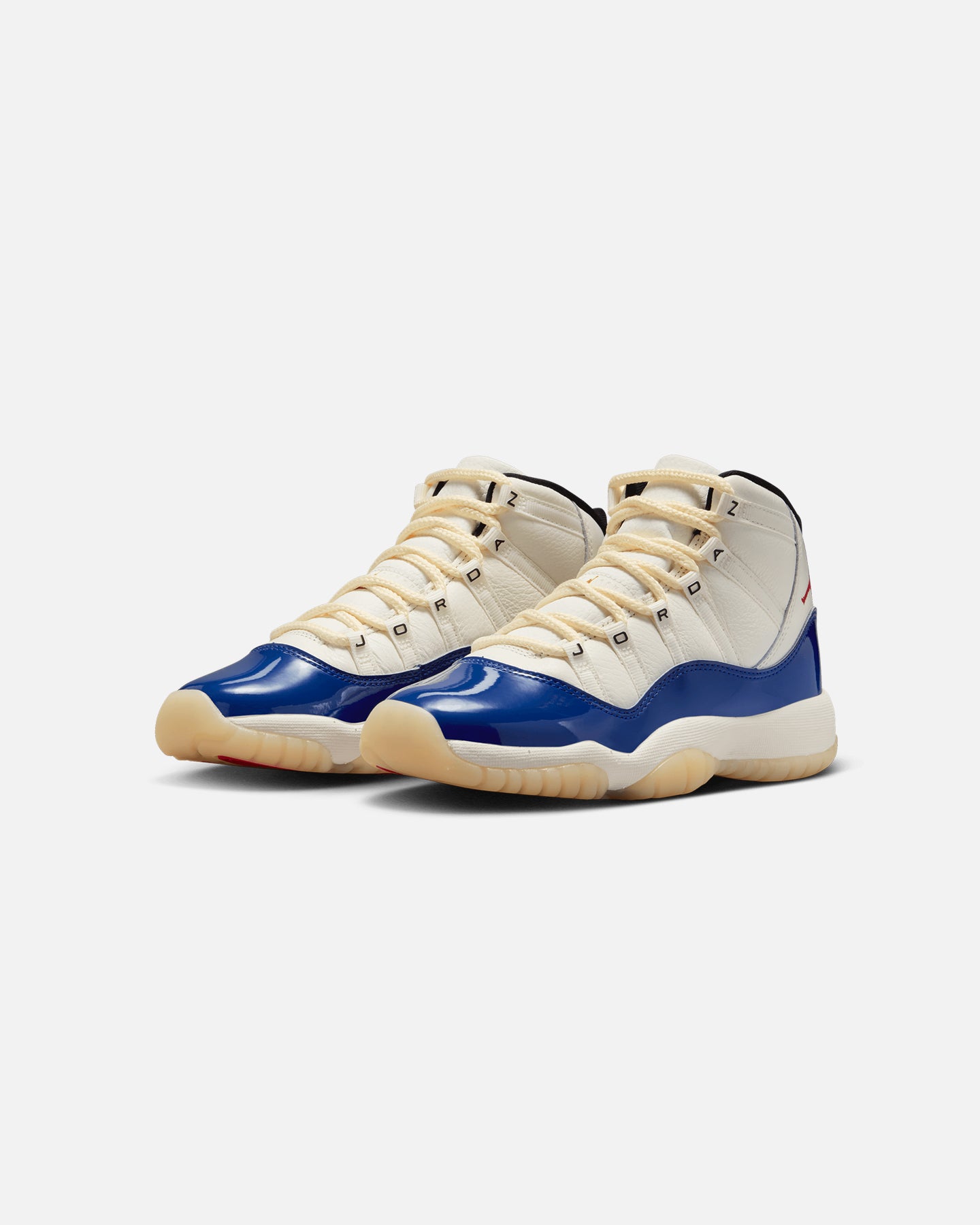 do jordan retro 11 run small