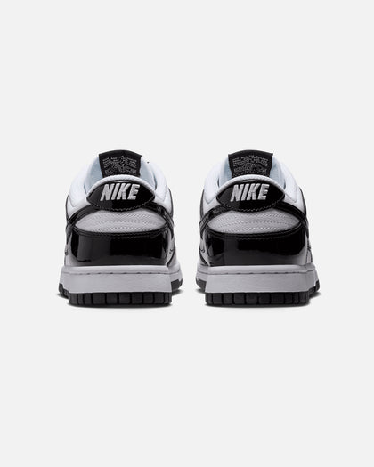 WMNS NIKE DUNK LOW SE