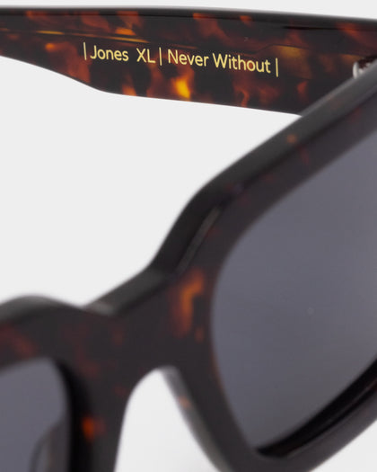 Nuqe Jones XL Sunglasses Tort/Gold