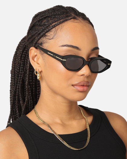 Nuqe Zarah Sunglasses Black/Gold