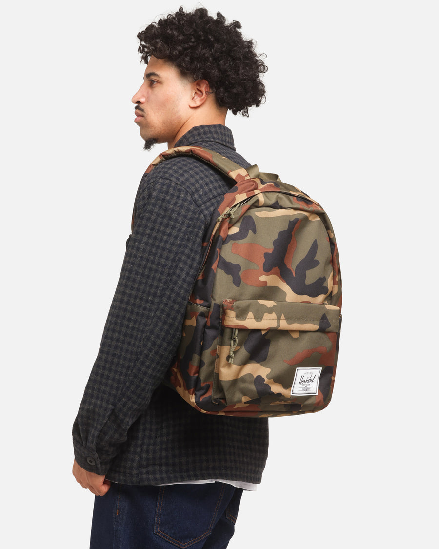 herschel backpack culture kings Bag Co Classic XL Yellow The Herschel Heritage 11383 is a timeless backpack made for todays journeys Herschel Supply Co. Pop Quiz
