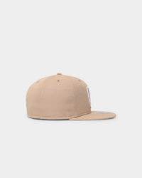 New Era Las Vegas Raiders "Camel White" 59FIFTY Fitted Tumbleweed/White