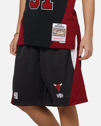 Mitchell & Ness Chicago Bulls Millenium Shorts Black/Red