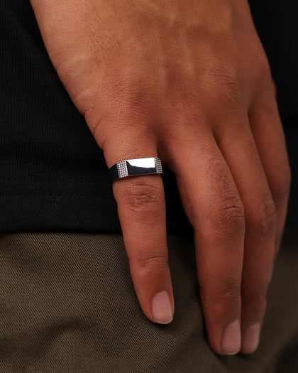 Saint Morta Adrian Bar Signet Ring White Gold