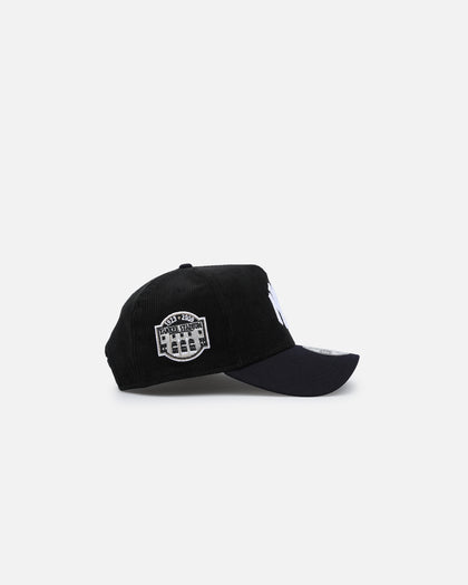 New Era New York Yankees '2-Tone Corduroy' 9FORTY A-Frame Snapback Black