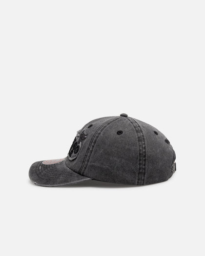 Mitchell & Ness Chicago Bulls 'Destroyed' Dad Fit Strapback Washed Black
