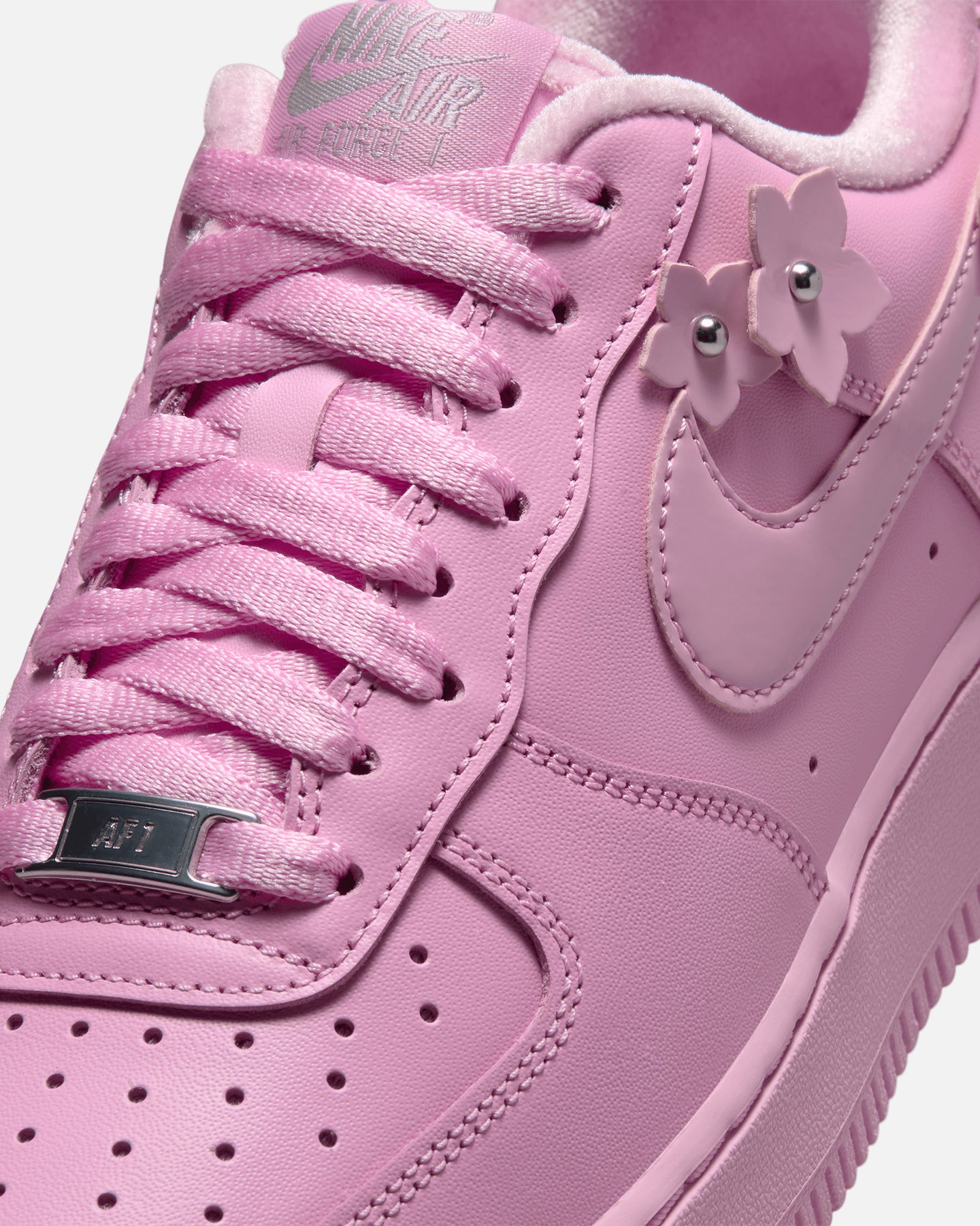 Nike Women's Air Force 1 '07 