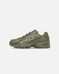 New Balance 740 Olive