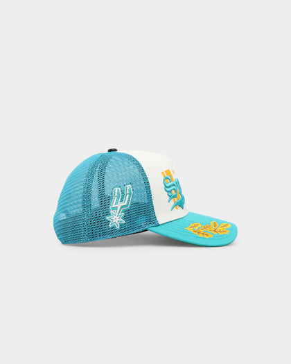Pro Standard San Antonio Spurs Visor Elite Trucker Eggshell/Teal