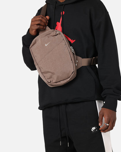 Nike Aura Crossbody Bag (5L) Brown