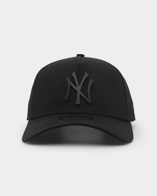 New Era New York Yankees 'Metal Badge' 9FORTY A-Frame Snapback Black/Black