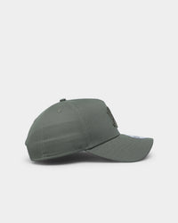New Era New York Yankees 'Tonal' 9FORTY A-Frame Snapback Olive