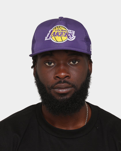 New Era Los Angeles Lakers 'OG Team Colour' Prolight Old Golfer Trucker Snapback OTC